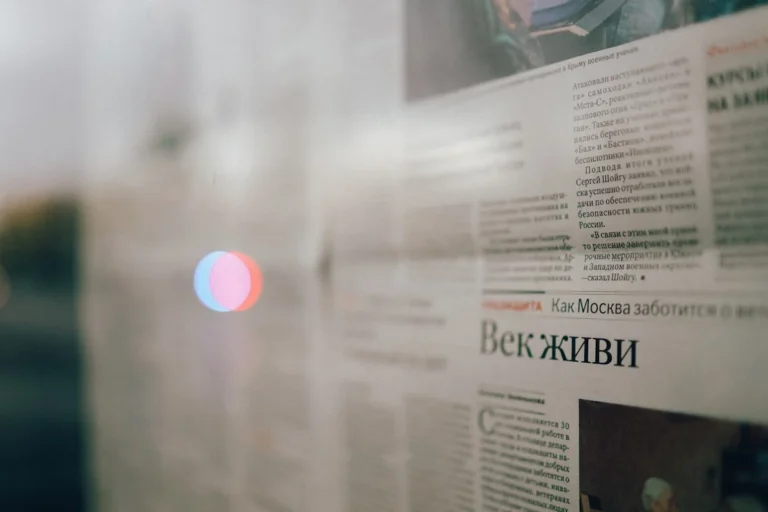 Financial News Syndication Explained: Understanding Reach Tiers and Choosing the Right One